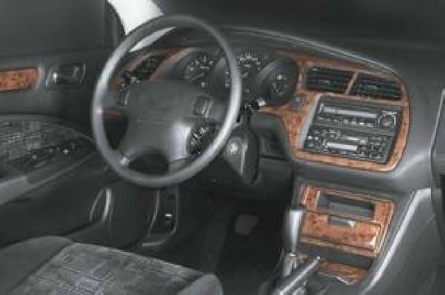 Innendekor Armaturenbrett/ Mittelkonsole/ Türen Honda Accord