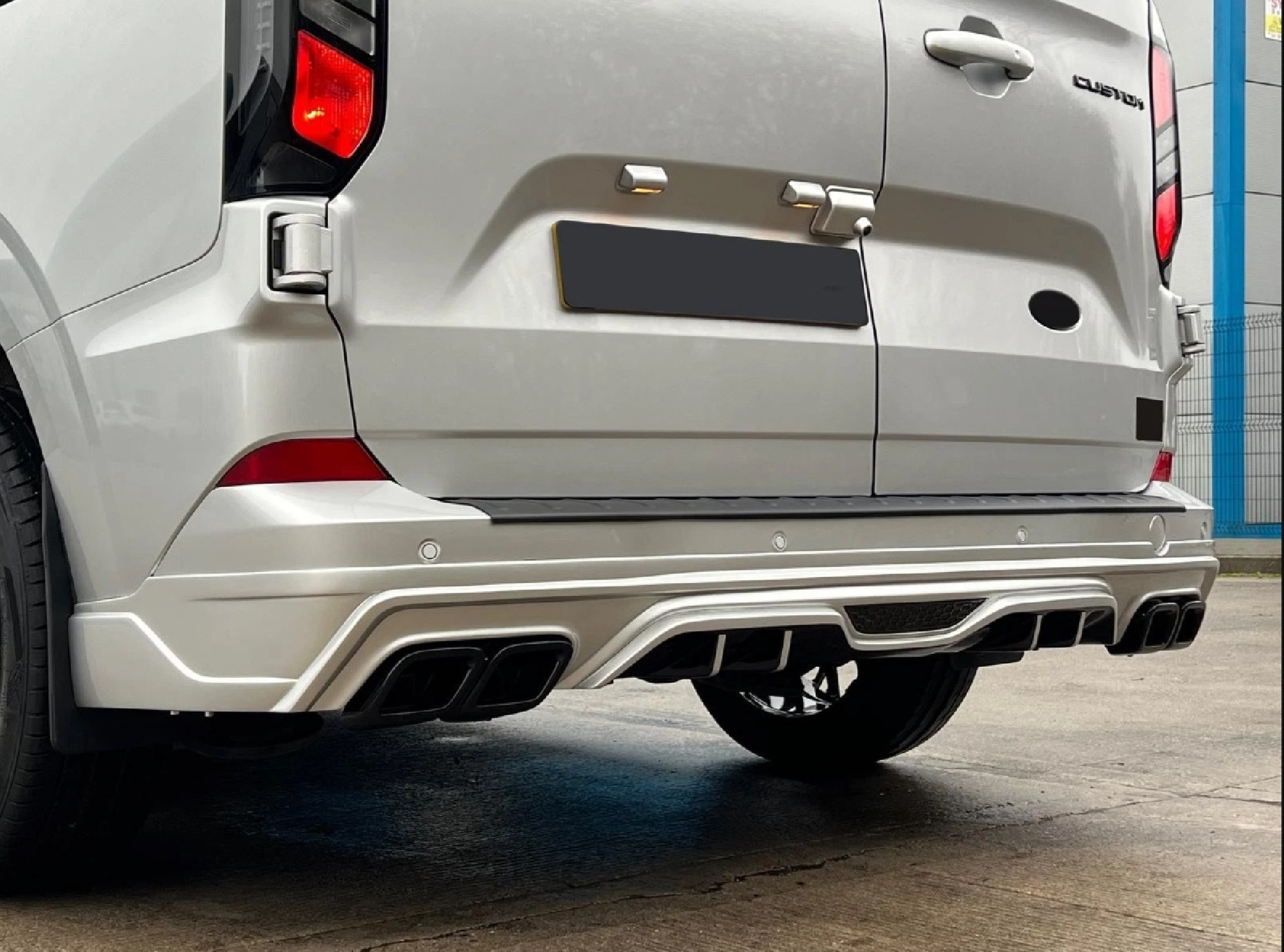  Hecklippe geeignet für Ford Transit Custom ab 24
