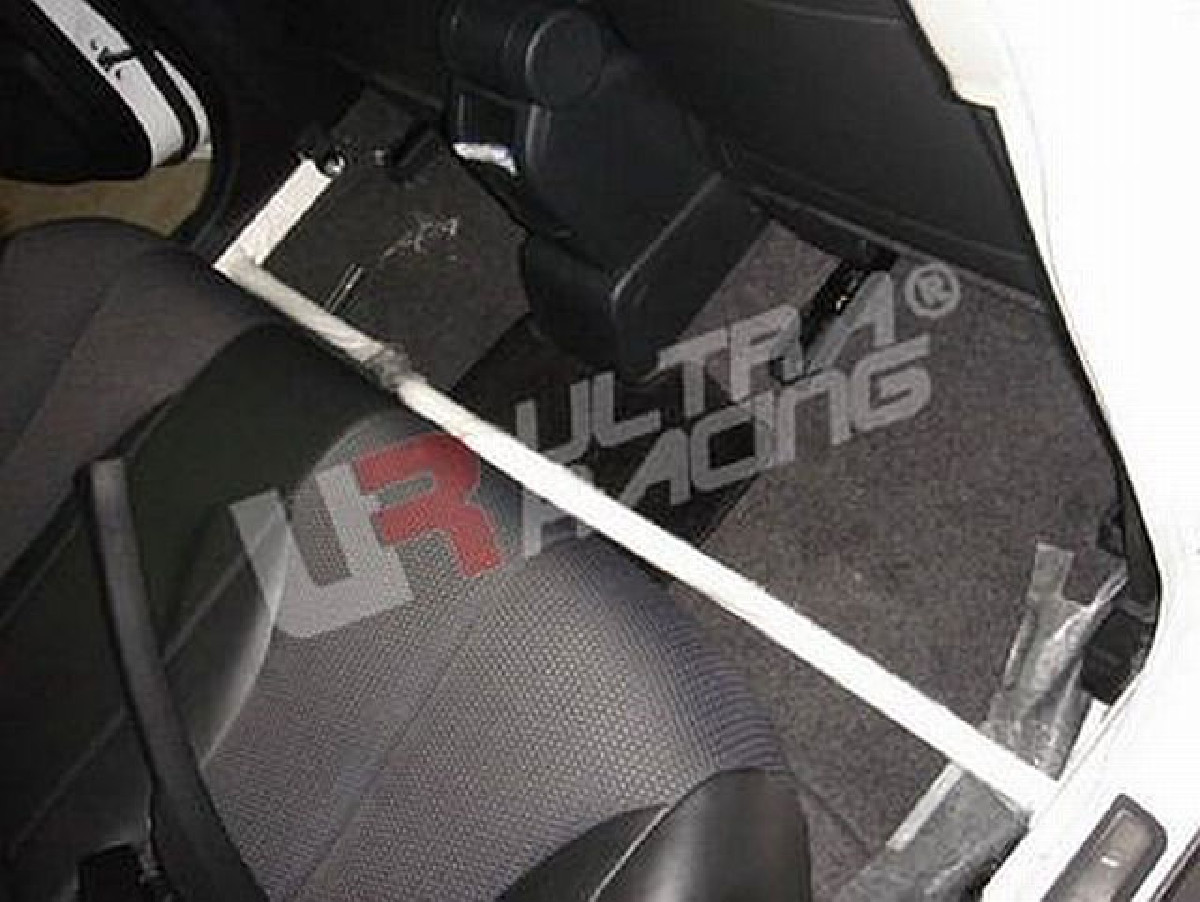 UltraRacing 2-Point Room Bar Toyota Celica T23