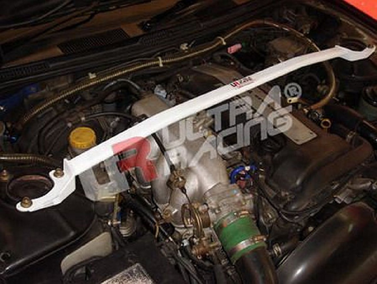 UltraRacing Domstrebe Nissan Silvia S15 99-02