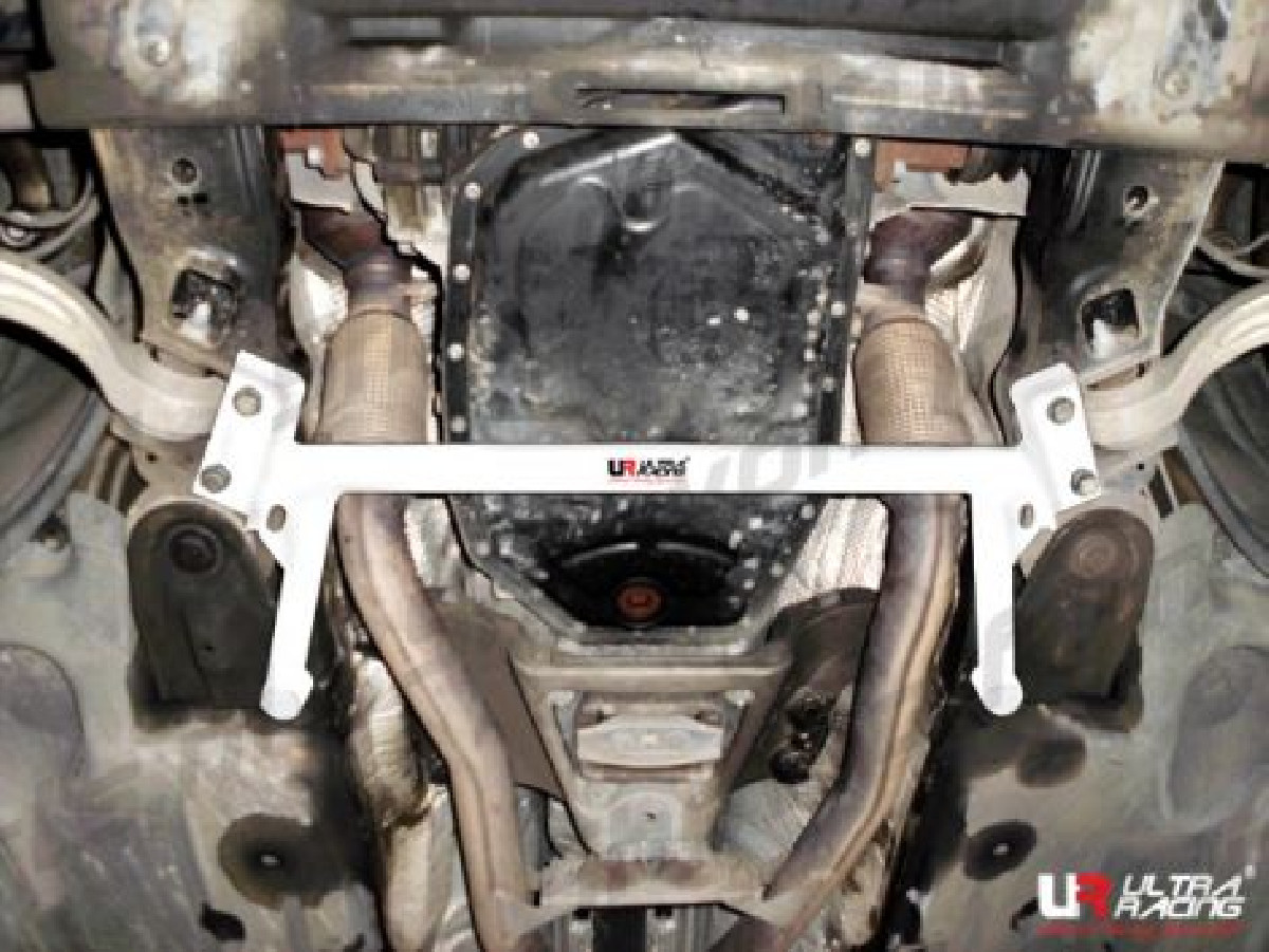  A7 10+ UltraRacing 2-Point Front Lower Bar 2486 