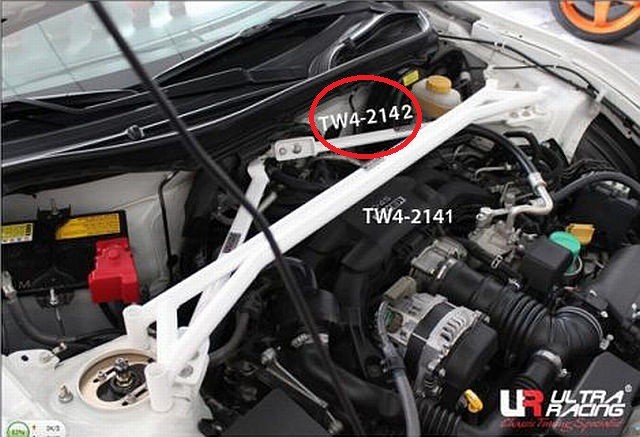 UltraRacing 2x2P Domstrebe Toyota GT86