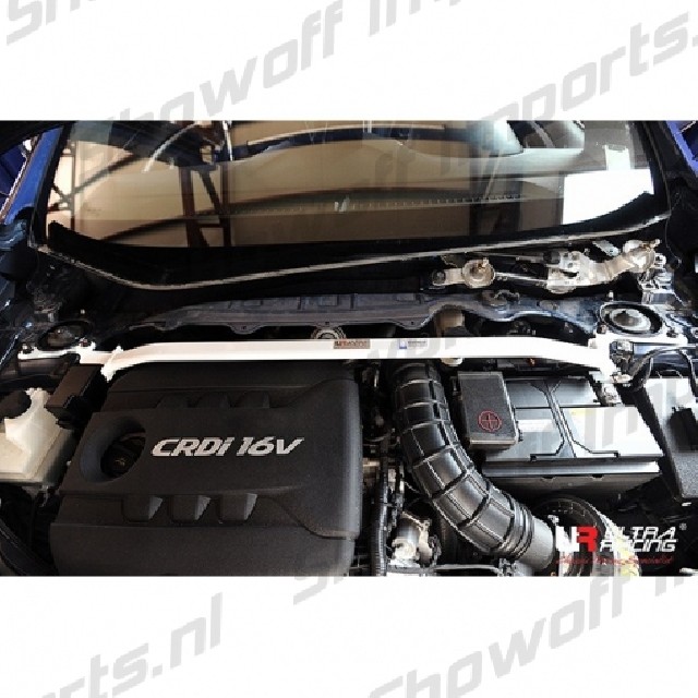 Hyundai I30 1.6D 12+ UltraRacing 2P Front Upper Strutbar