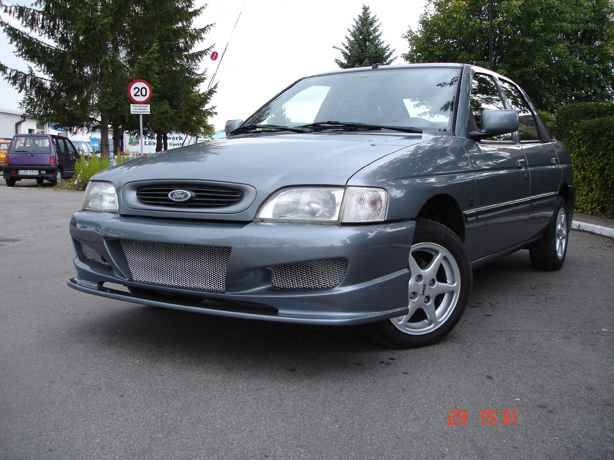Frontstoßstange Ford Escort 1992-1995