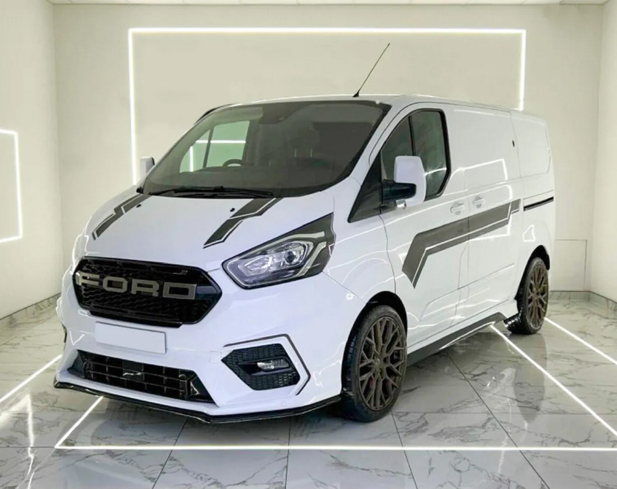 Ford Transit Custom Frontstoßstange Apollo 18-23
