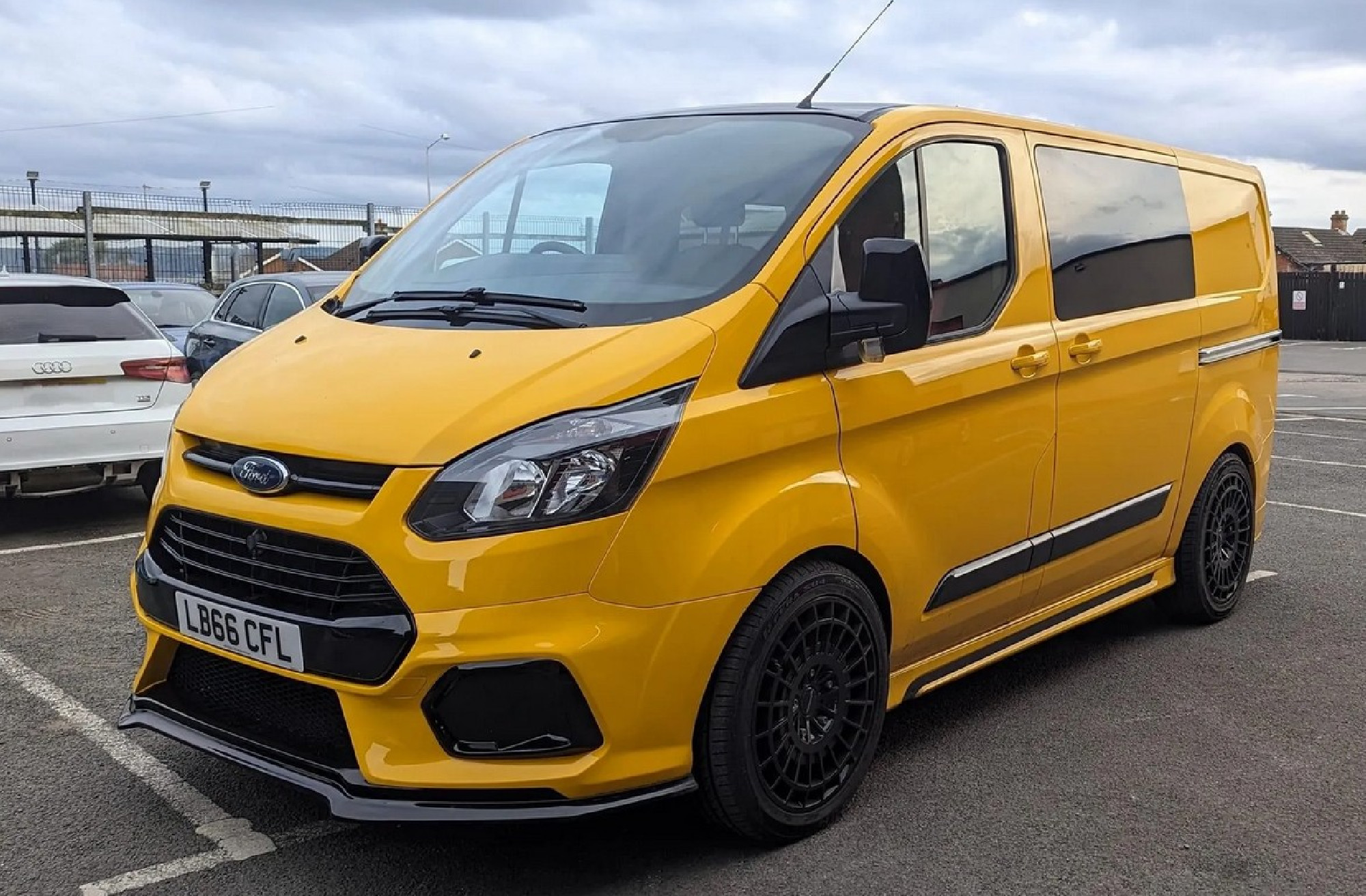 Stoßstange Ford Transit Custom 12-17 Vorfacelift
