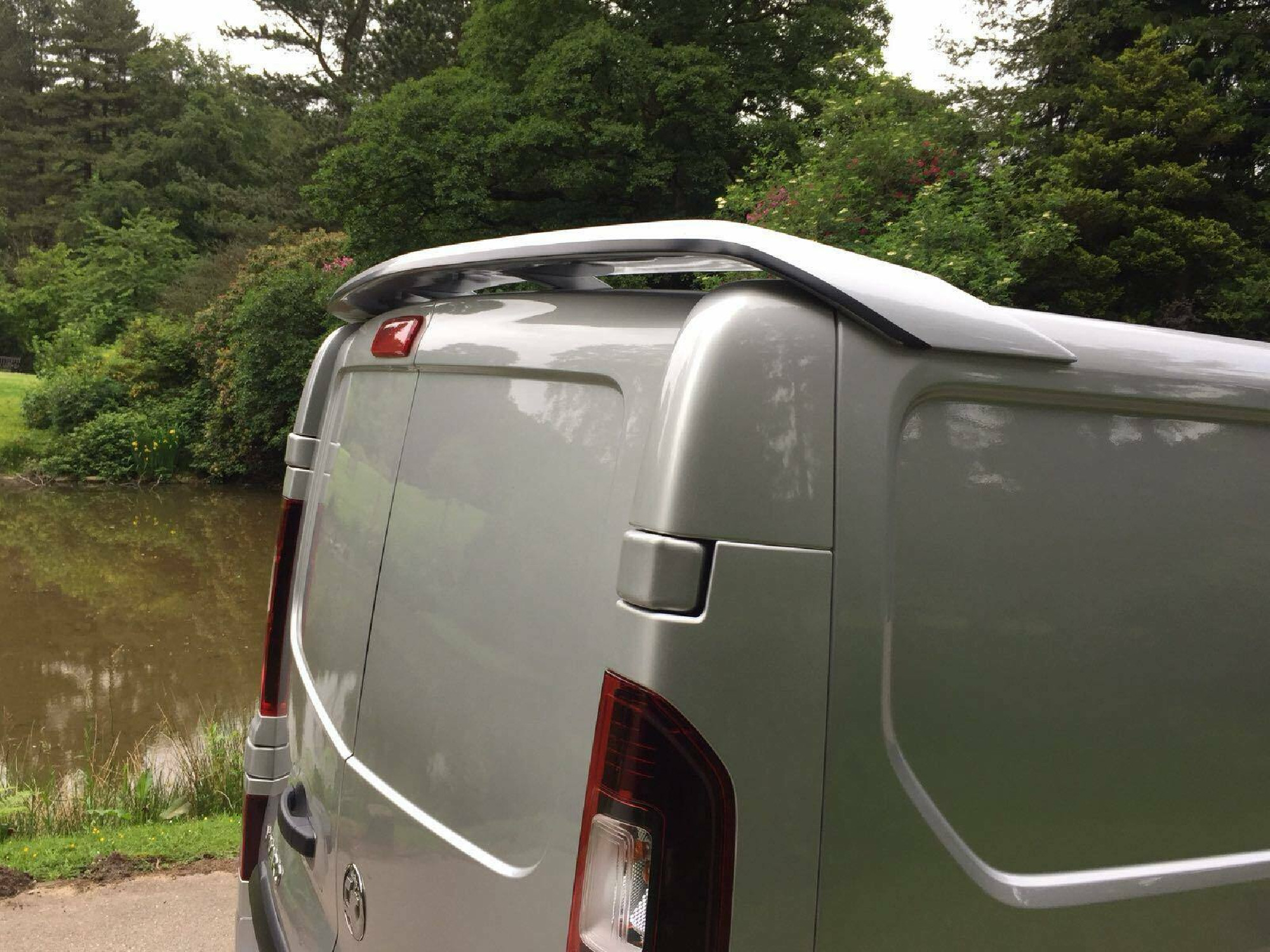 Heckspoiler Renault Traffic 