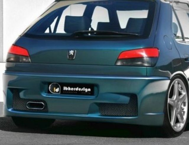 Heckstoßstange Peugeot 306 MK2 (97-01) VOLTAGE