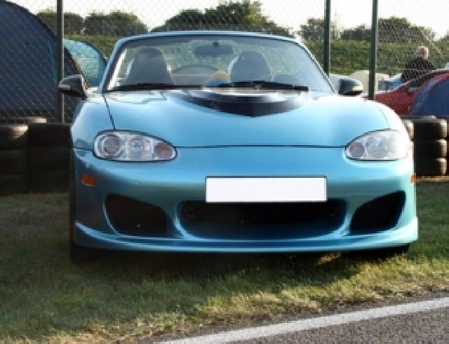 Mazda MX5 NB Oxyd Frontstossstange Mazda MX5 NB Oxyd Frontstossstange