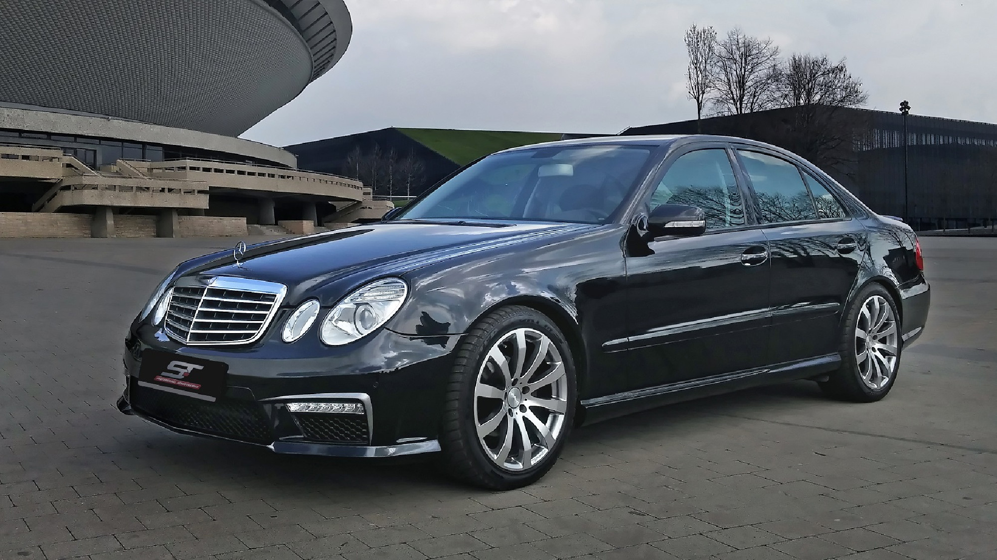 Mercedes W211 Frontstoßstange Nippon
