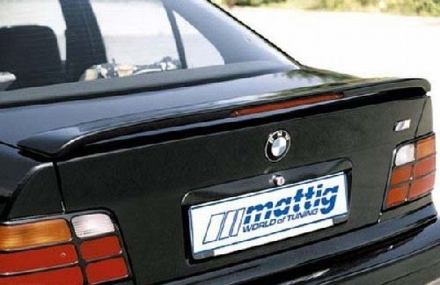 Mattig Heckspoiler BMW 3er E36 Limo, mit Bremsleuchte Mattig Heckspoiler BMW 3er E36 Limo, mit Bremsleuchte