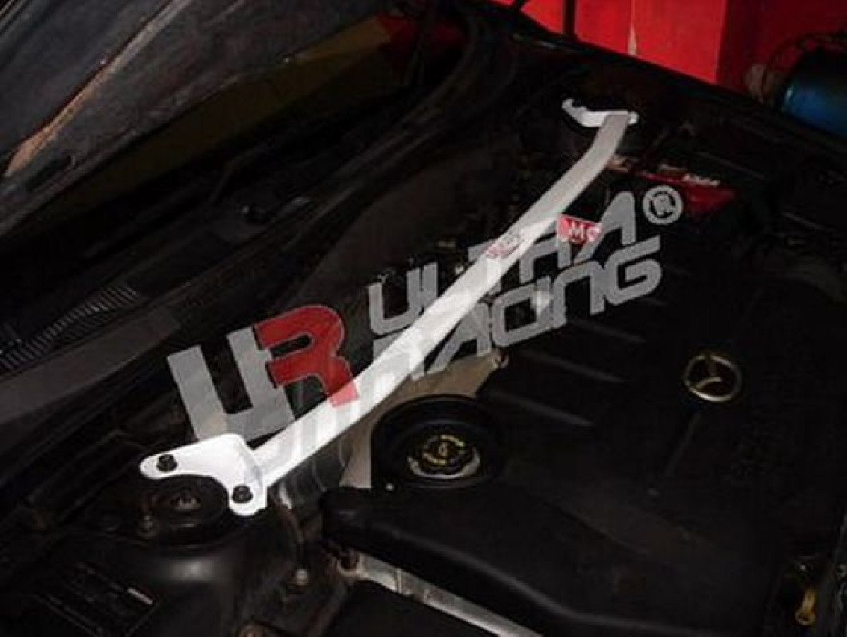 UltraRacing 2-Point Domstrebe Mazda 6 GG / MPS 03-08