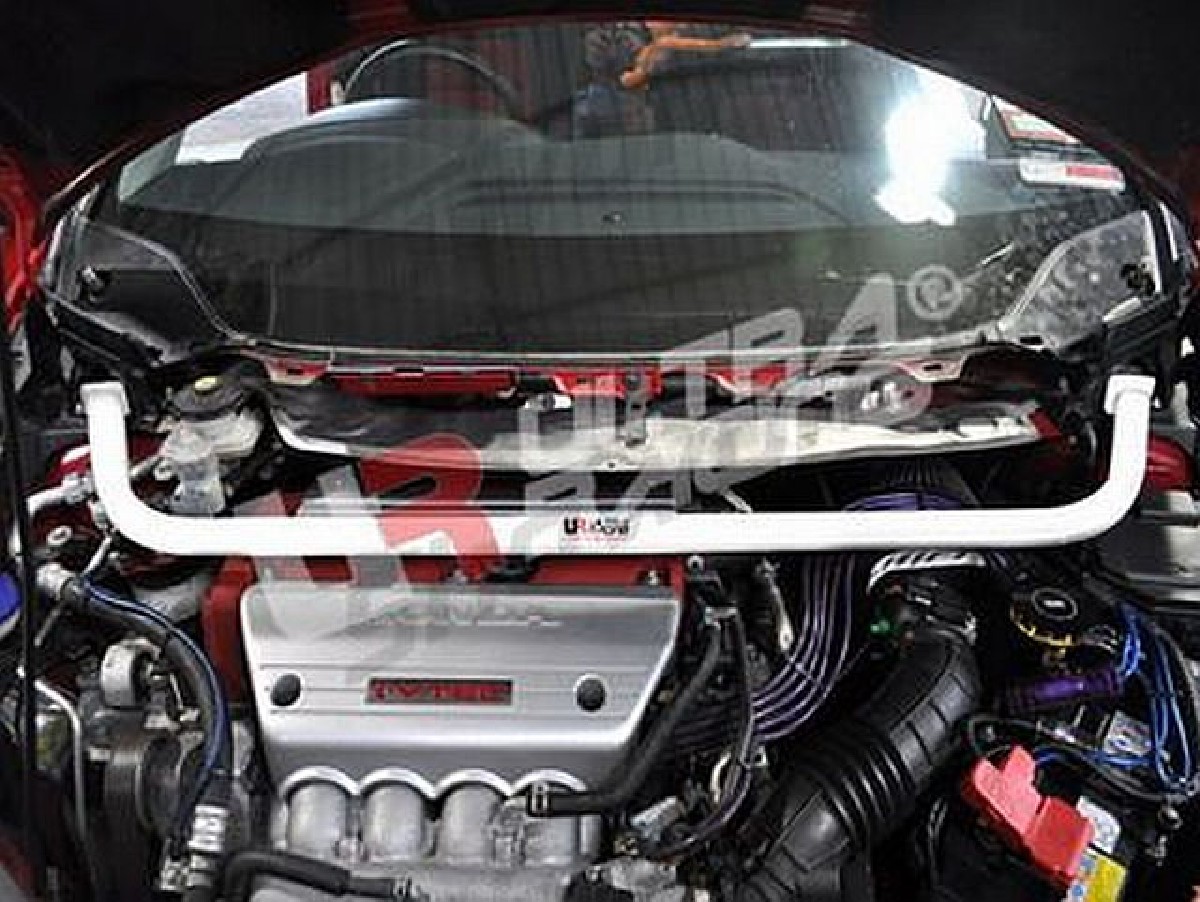 UltraRacing Domstrebe Honda Civic mk8 ab 06 FN/FN2 HB