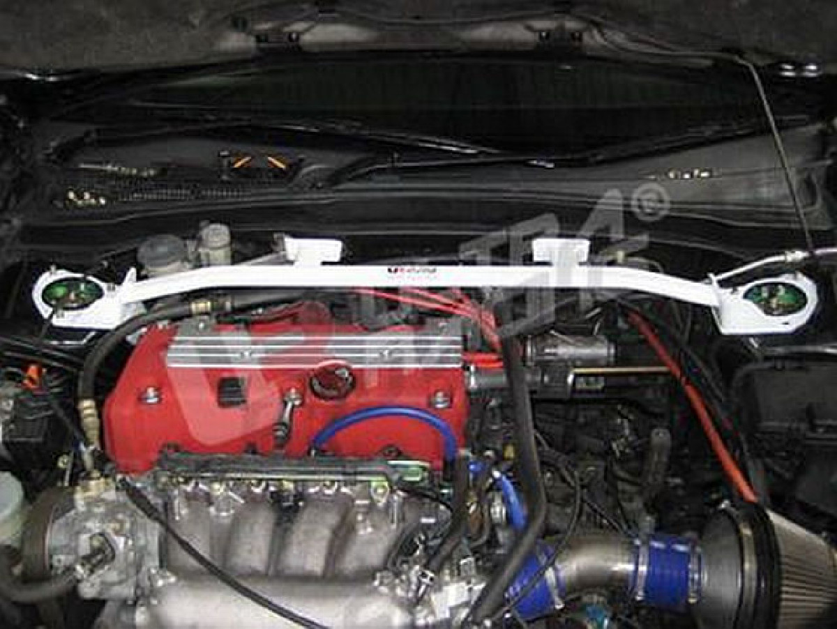 UltraRacing 4-Point Domstrebe Honda Integra DC5 01-06