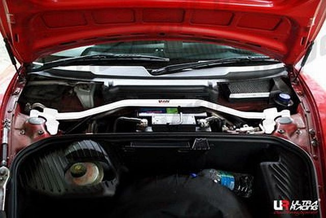 UltraRacing Domstrebe Porsche Boxster 986