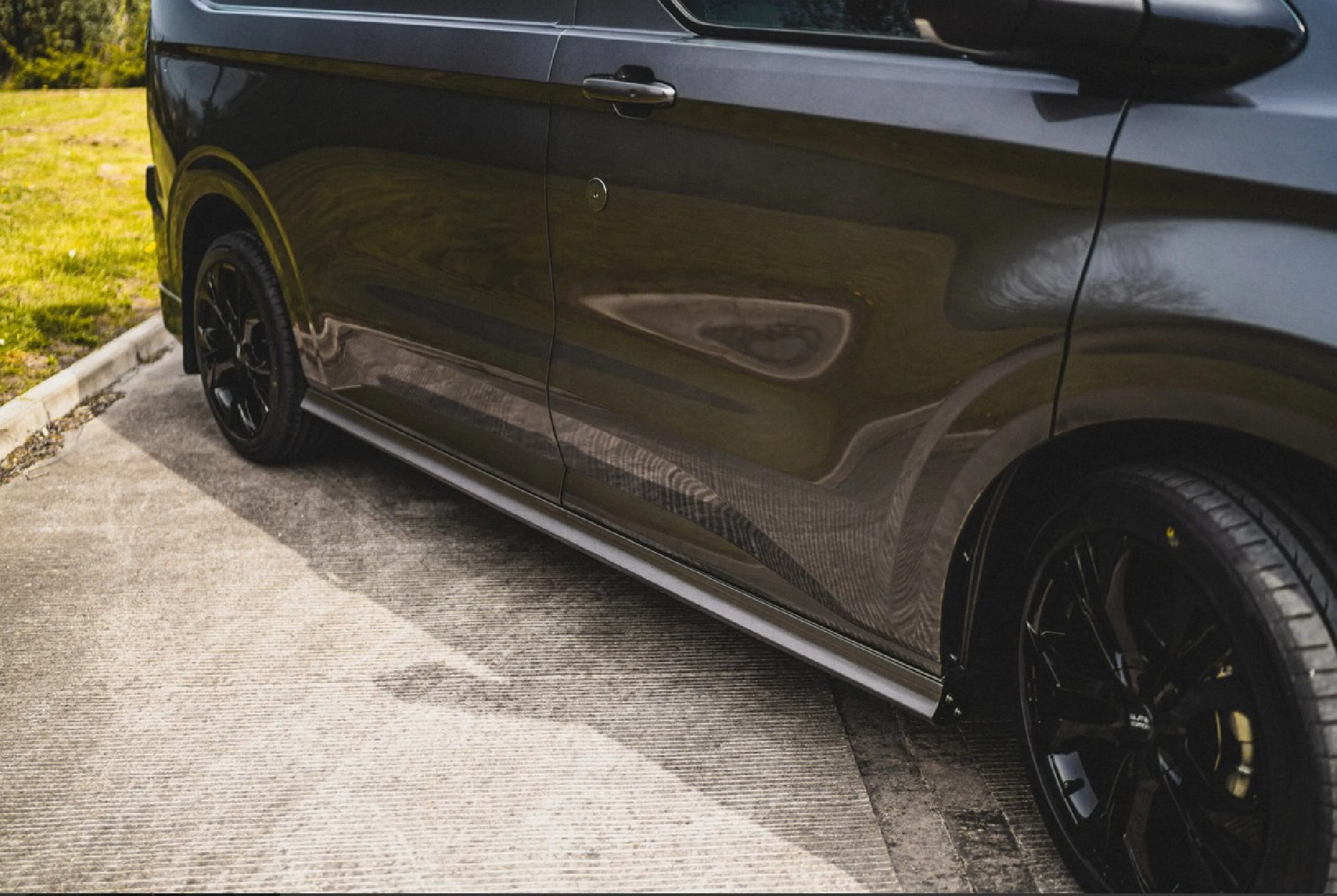 Ford Transit Custom Seitenschweller XR1 24+ langer Radstand