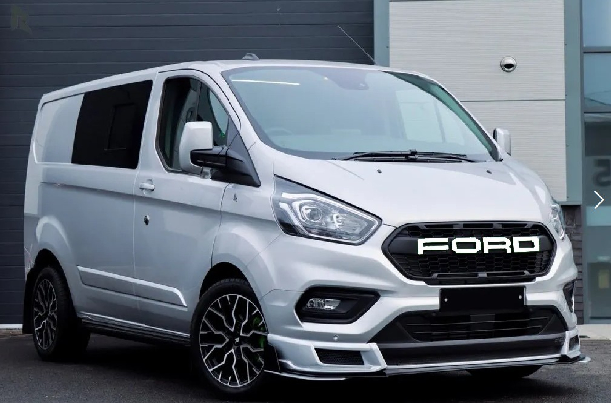 Frontlippe Ford Transit Custom 18-23 V6