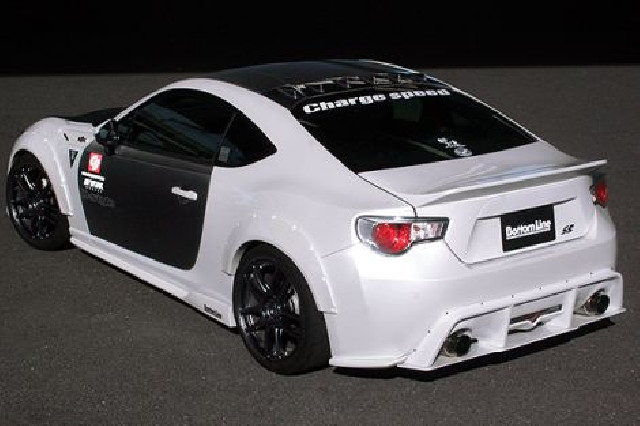 Subaru BRZ BottomLine Rearbumperskirts (FRP