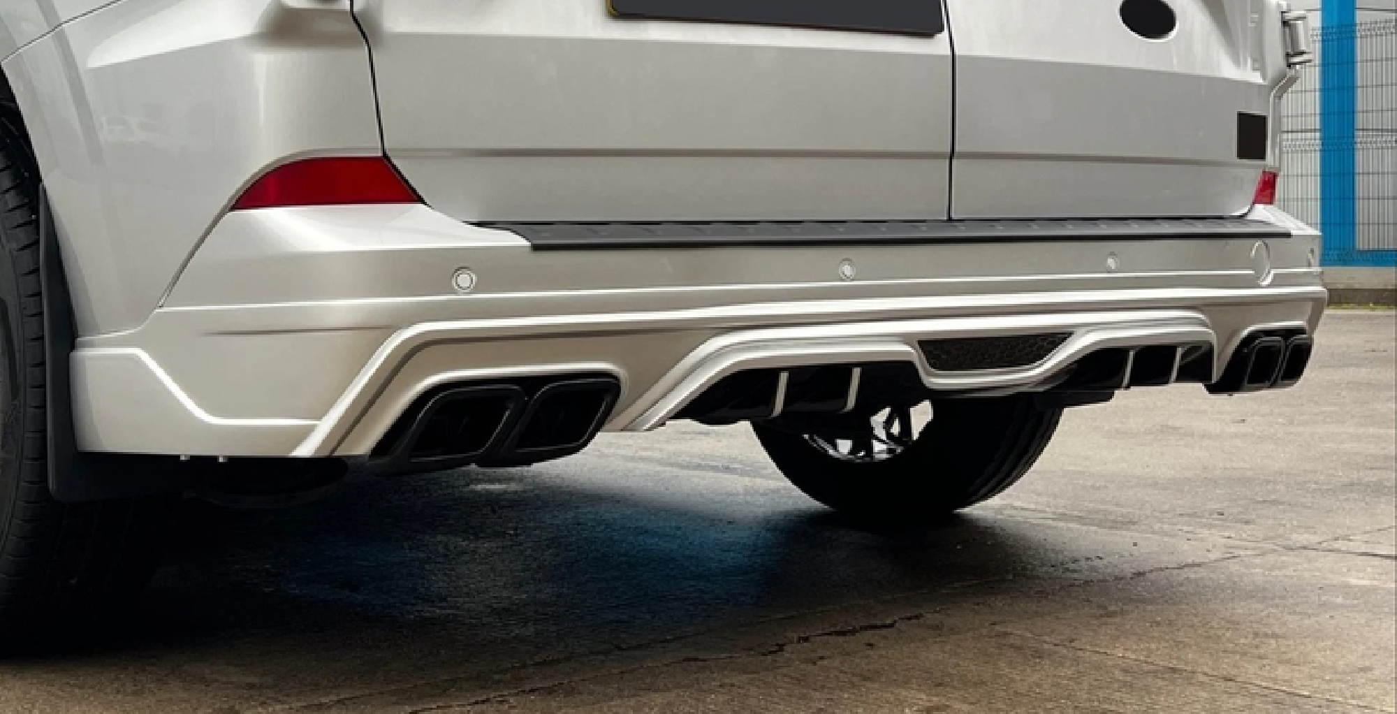  Hecklippe geeignet für VW T7 V4