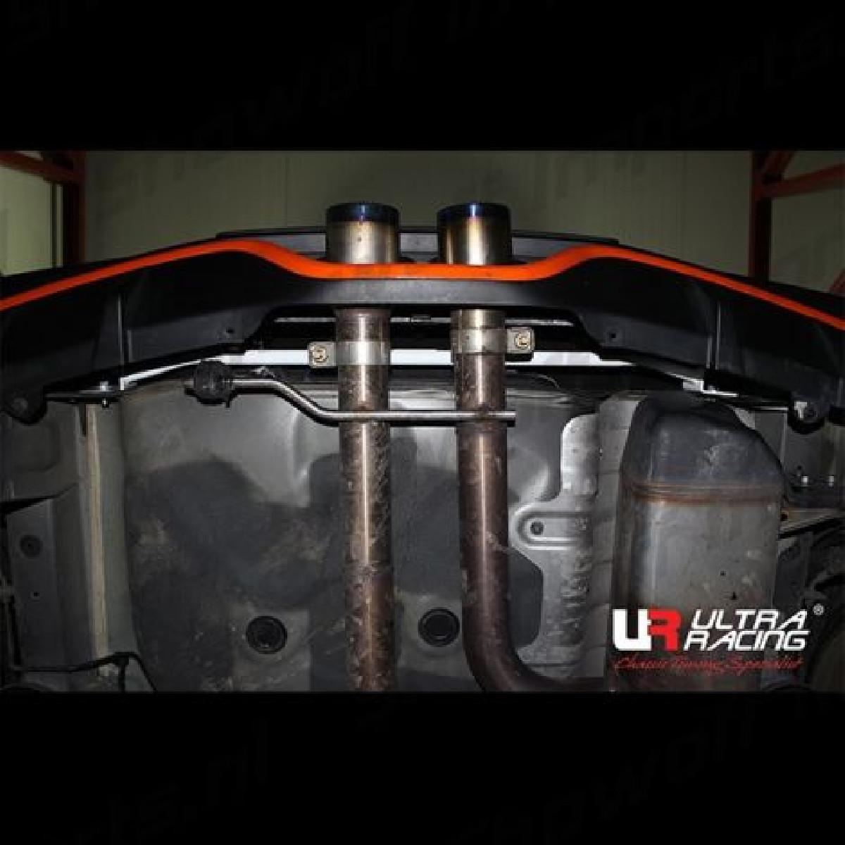 Hyundai Veloster 11+ UltraRacing 2P Rear Torsion Bar