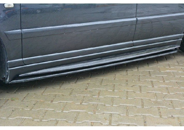 Seitenschweller Ansatz Cup Leisten für AUDI S4 B5 Seitenschweller Ansatz Cup Leisten für AUDI S4 B5