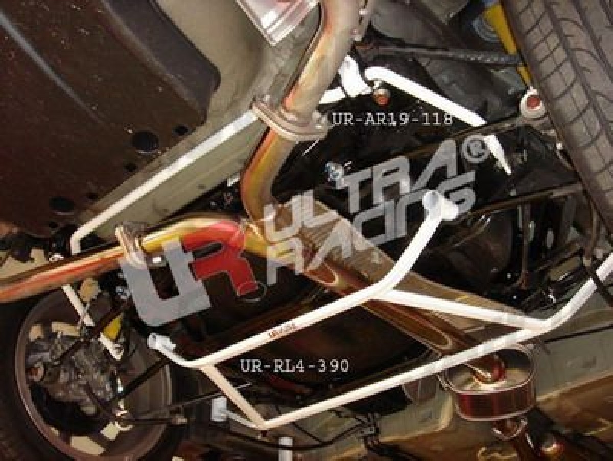 Honda Accord 03-08 4D UltraRacing 4-Point Rear Lower Brace 