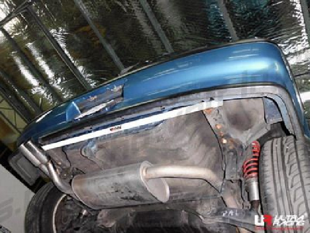 Honda Civic/CRX 88-91 UltraRacing 4-Point Rear Torsion Bar