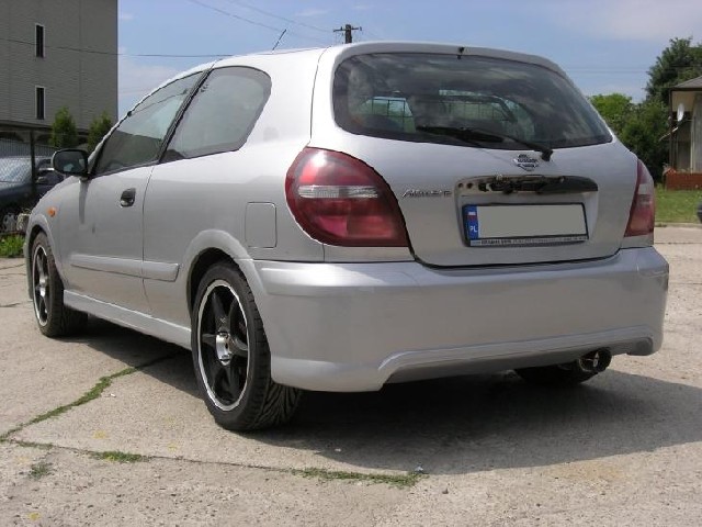 Heckstoßstange Nissan Almera N16