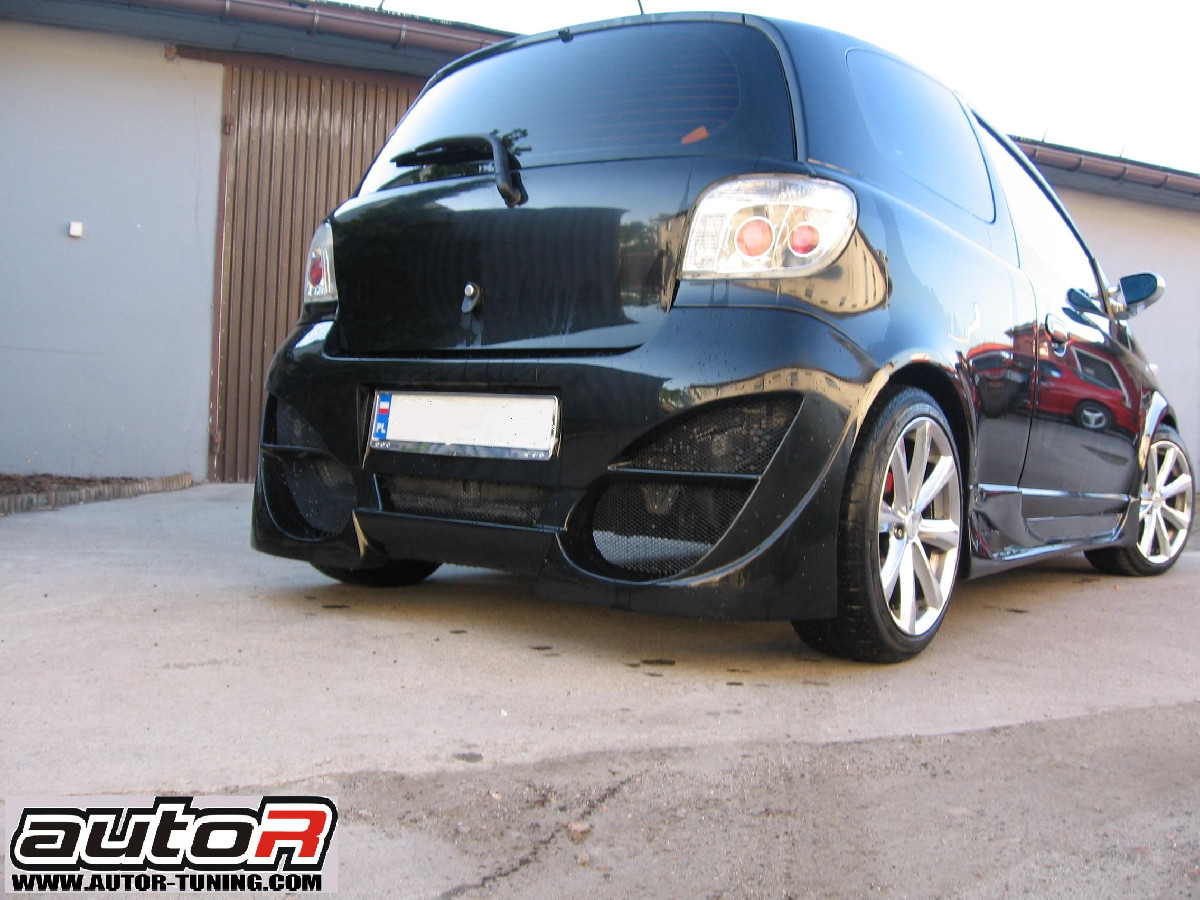 Toyota Yaris 03-05 Heckstoßstange