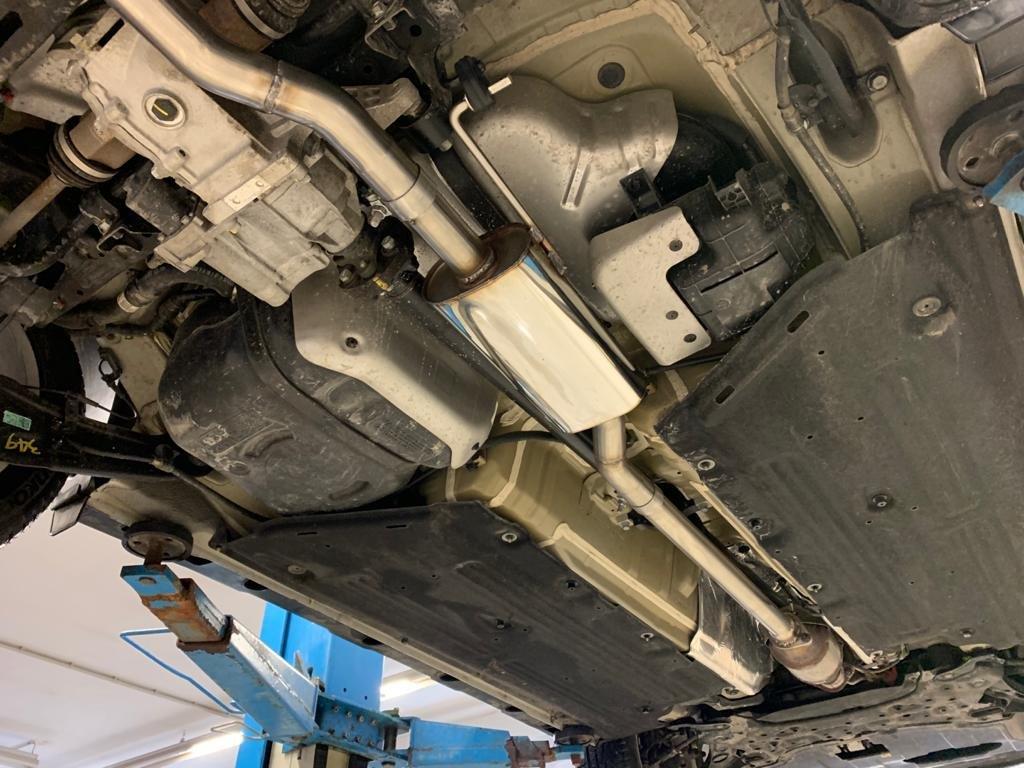 Hyundai Kona 4WD Vorschalldämpfer