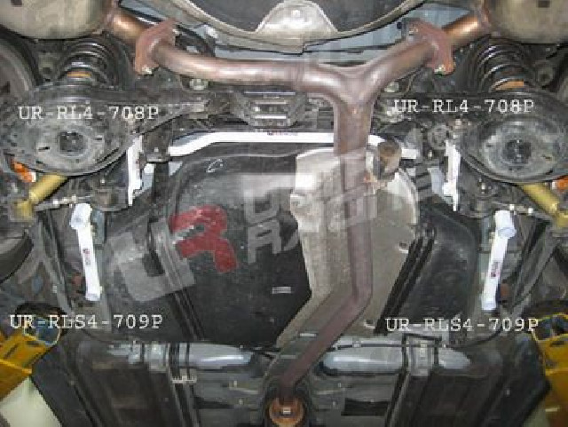 Mazda 6 GG 03-08 UltraRacing 2x 2-Point Rear/Side Braces