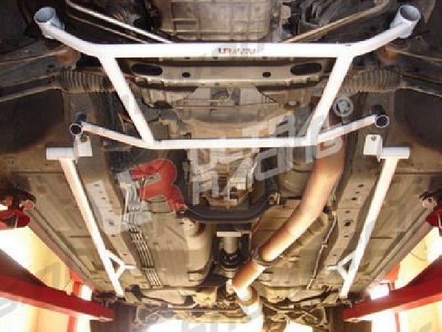 Nissan S15 99-02 UltraRacing 2x 3-Point Side Floor Bars
