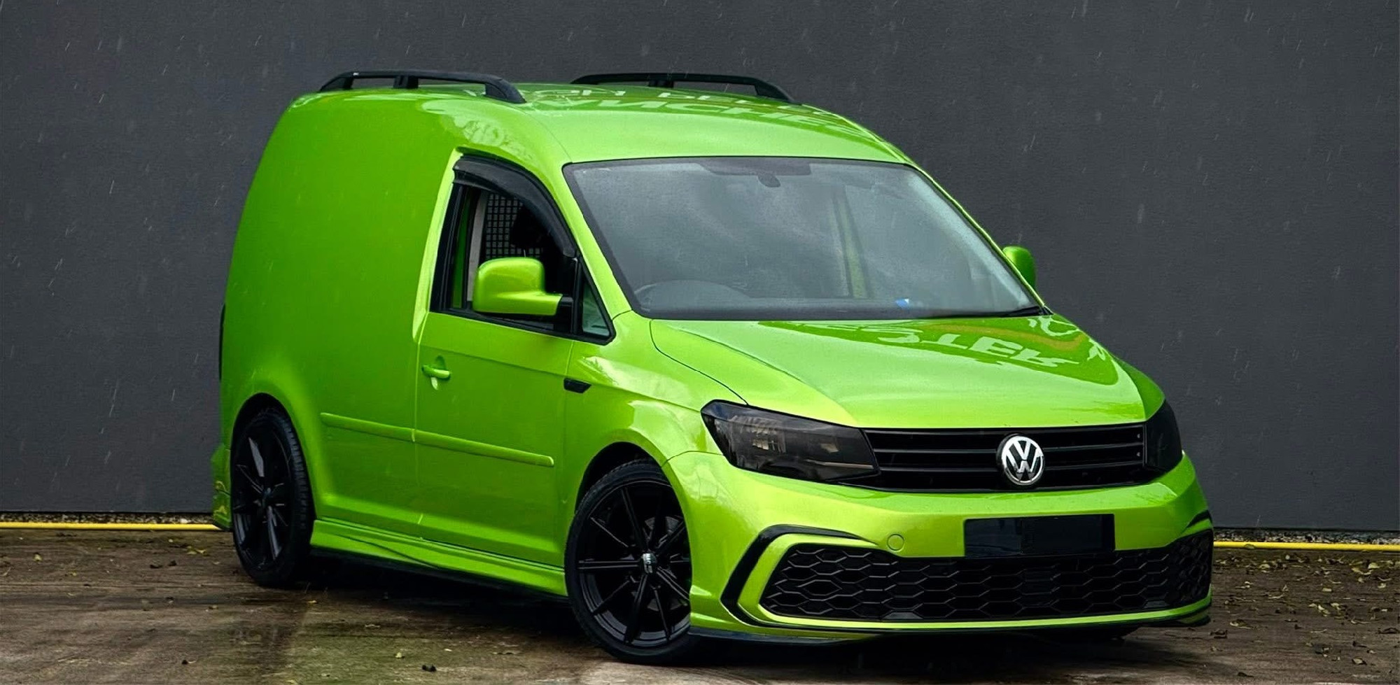 Frontstoßstange VW Caddy IV 15-20 V2 ohne Halterung 