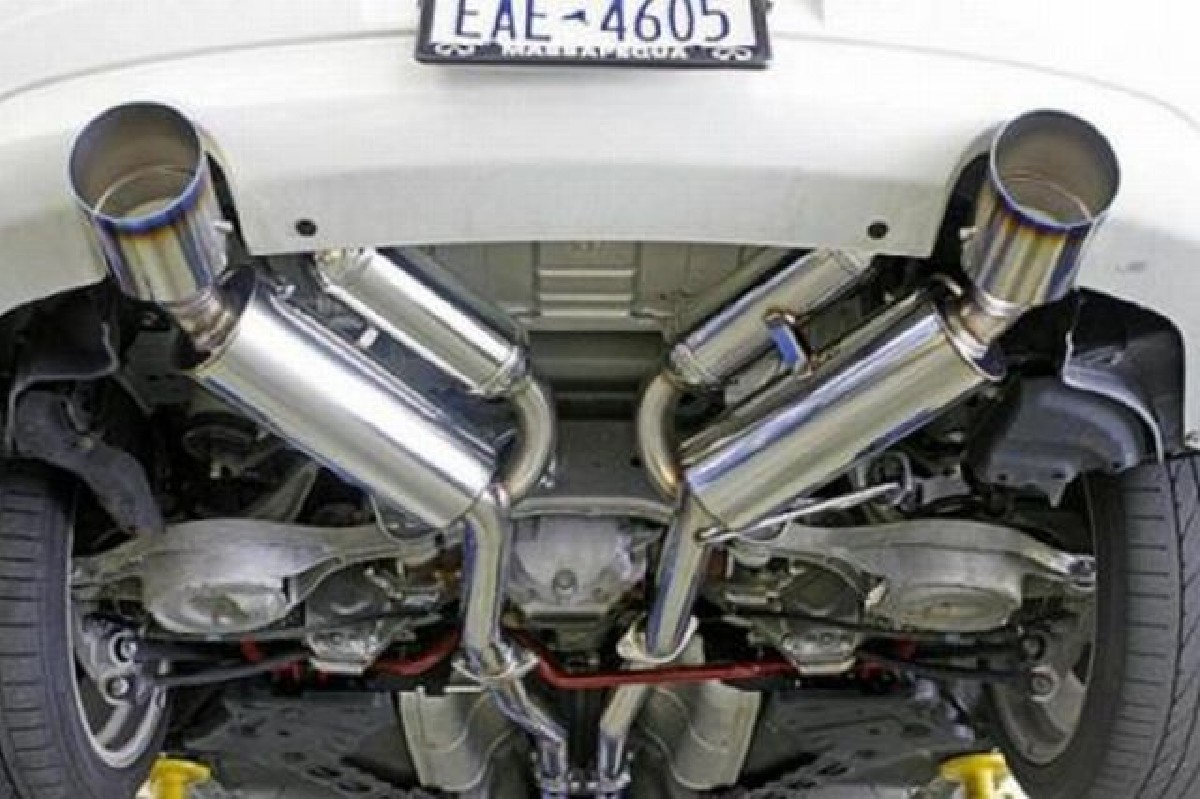HKS Look Dual Tip Catback Auspuffanlage Nissan 350Z/G35/V35