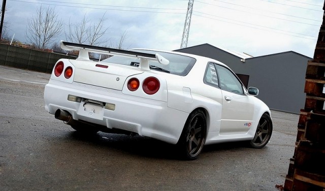 HECKSTOSSSTANGE NISSAN SKYLINE R34 GTR GTR LOO