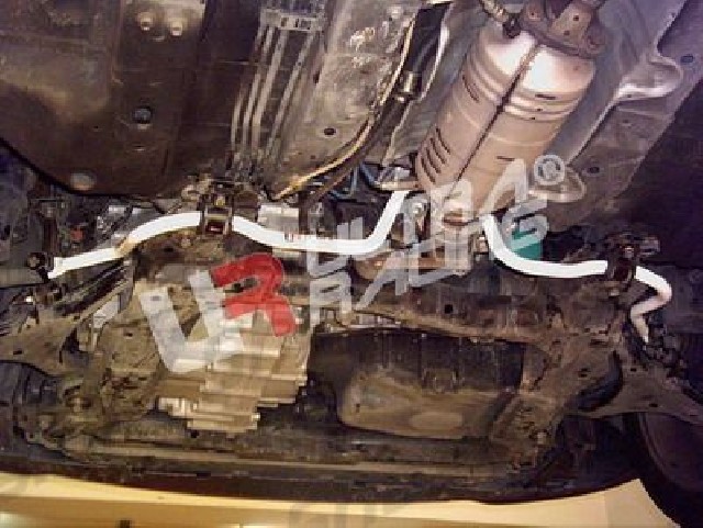Honda Civic 01-05 2/4D 2.0 UltraRacing Front Sway Bar 19mm