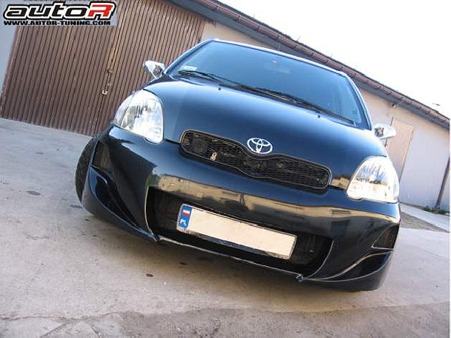 Toyota Yaris 03-05 Frontstoßstange